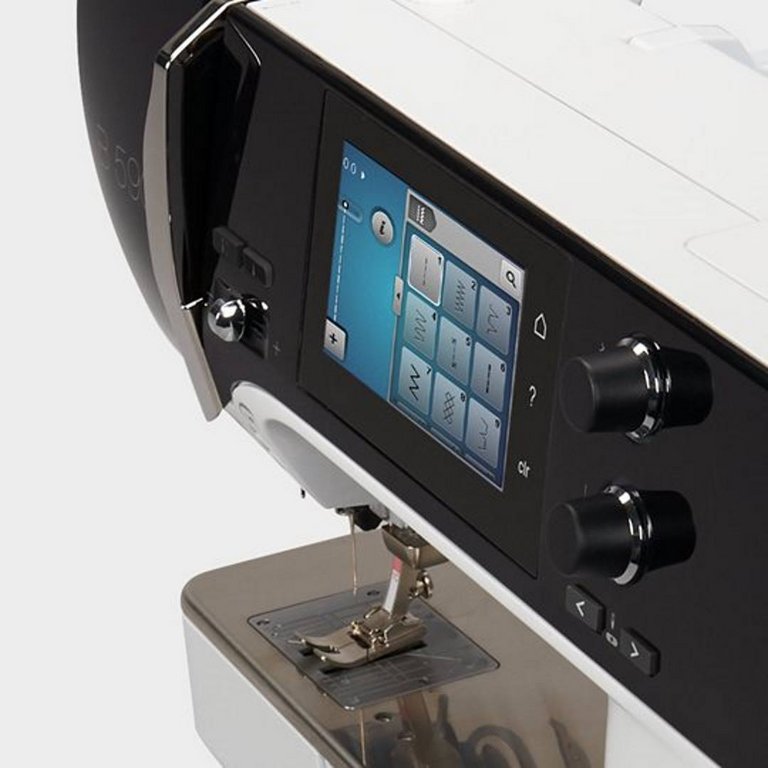 BERNINA 735